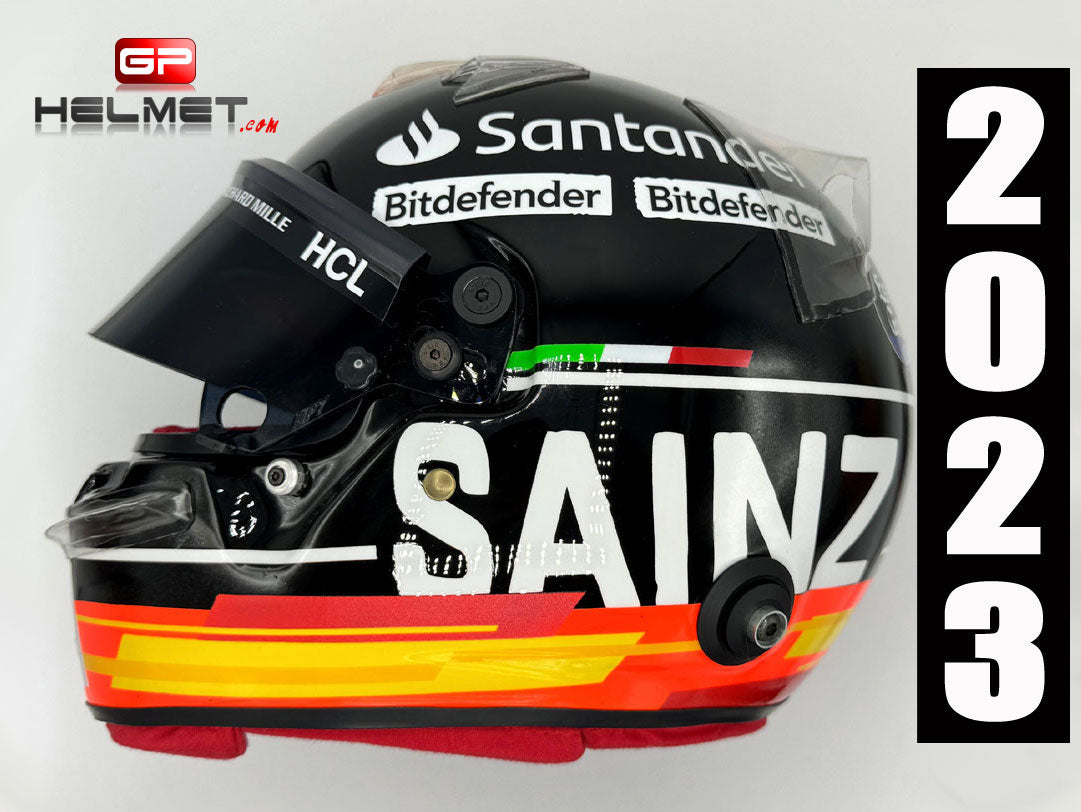 Carlos sainz sale jr helmet